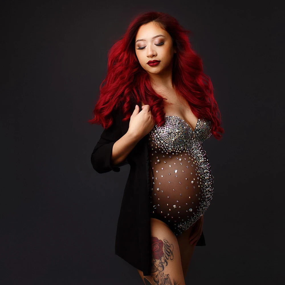 💎 Luxuriöser Schwangerschafts-Body – Strass & Perlen für Fotoshootings