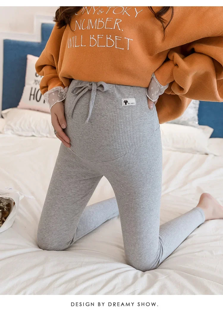 ✨ Schwangerschafts-Leggings – Dünn, weich & anpassbar an den Babybauch