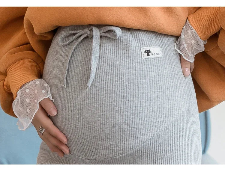 ✨ Schwangerschafts-Leggings – Dünn, weich & anpassbar an den Babybauch