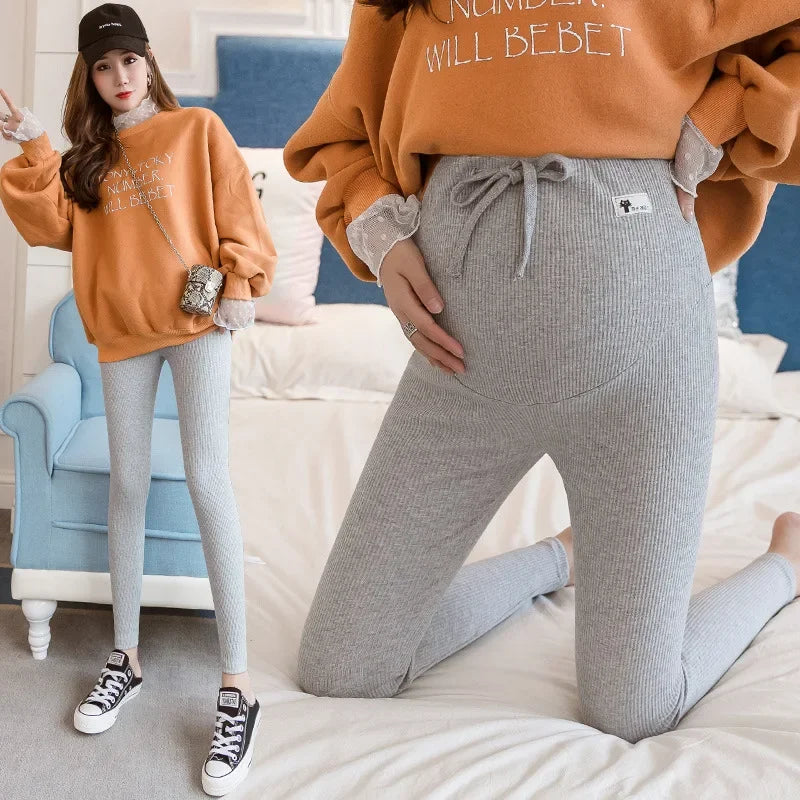 ✨ Schwangerschafts-Leggings – Dünn, weich & anpassbar an den Babybauch