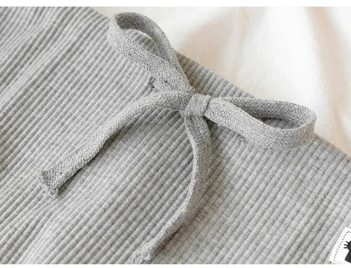 ✨ Schwangerschafts-Leggings – Dünn, weich & anpassbar an den Babybauch