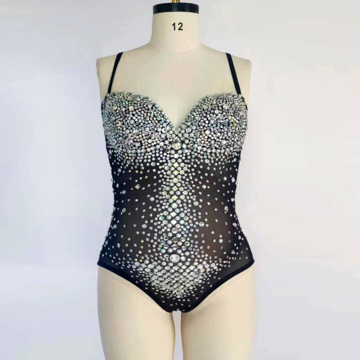 💎 Luxuriöser Schwangerschafts-Body – Strass & Perlen für Fotoshootings