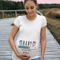 🤰 „Baby Loading 2026“ – Lustiges Umstands-T-Shirt für Mamas
