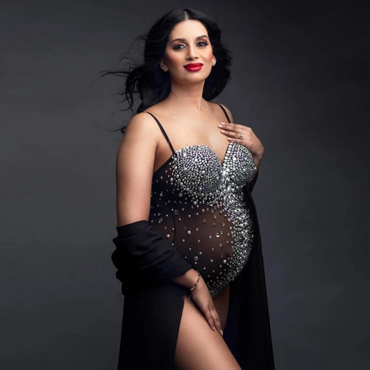 💎 Luxuriöser Schwangerschafts-Body – Strass & Perlen für Fotoshootings